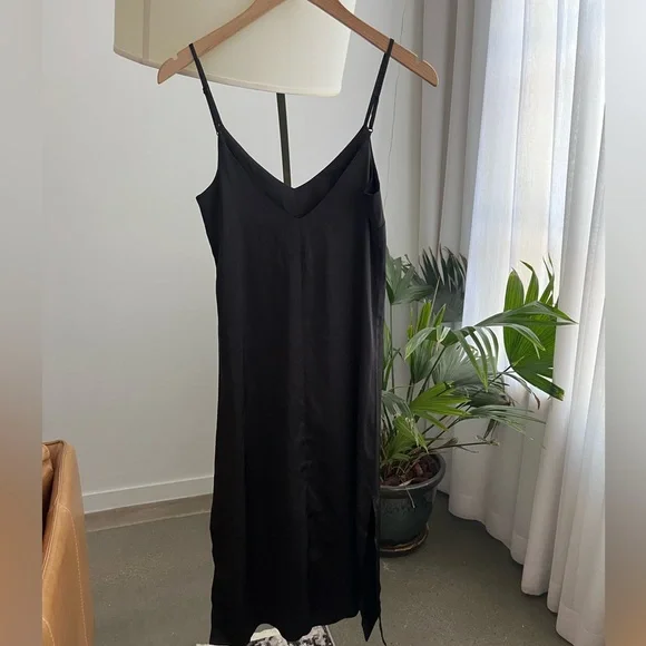 The Drop Ana Satin Slip Dress - Picture 4 of 5
